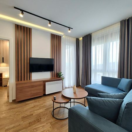 Velika Recepcija Cc Magnet Aparthotel ซลาตีบอร์ ภายนอก รูปภาพ