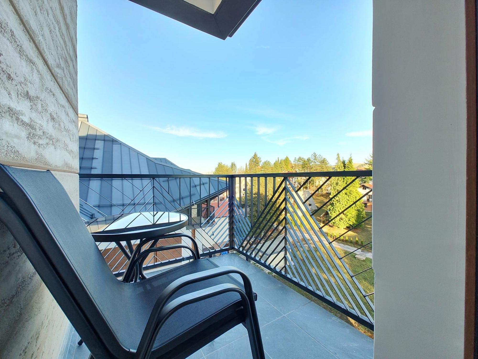 Velika Recepcija Cc Magnet Aparthotel ซลาตีบอร์ ภายนอก รูปภาพ