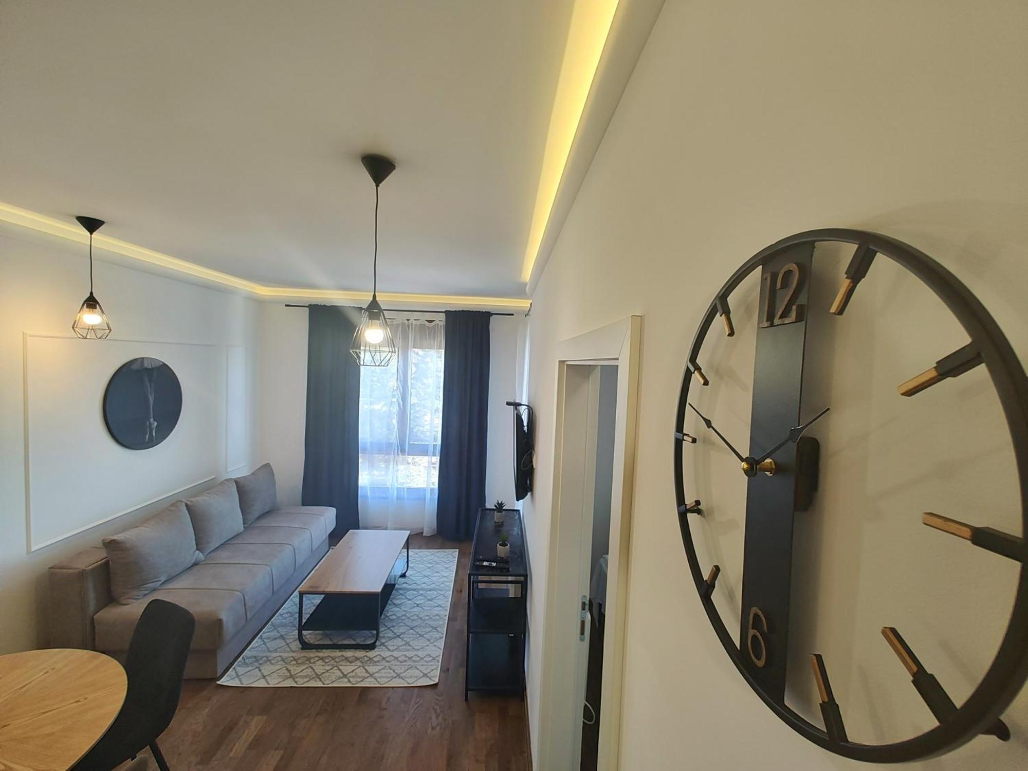 Velika Recepcija Cc Magnet Aparthotel ซลาตีบอร์ ภายนอก รูปภาพ