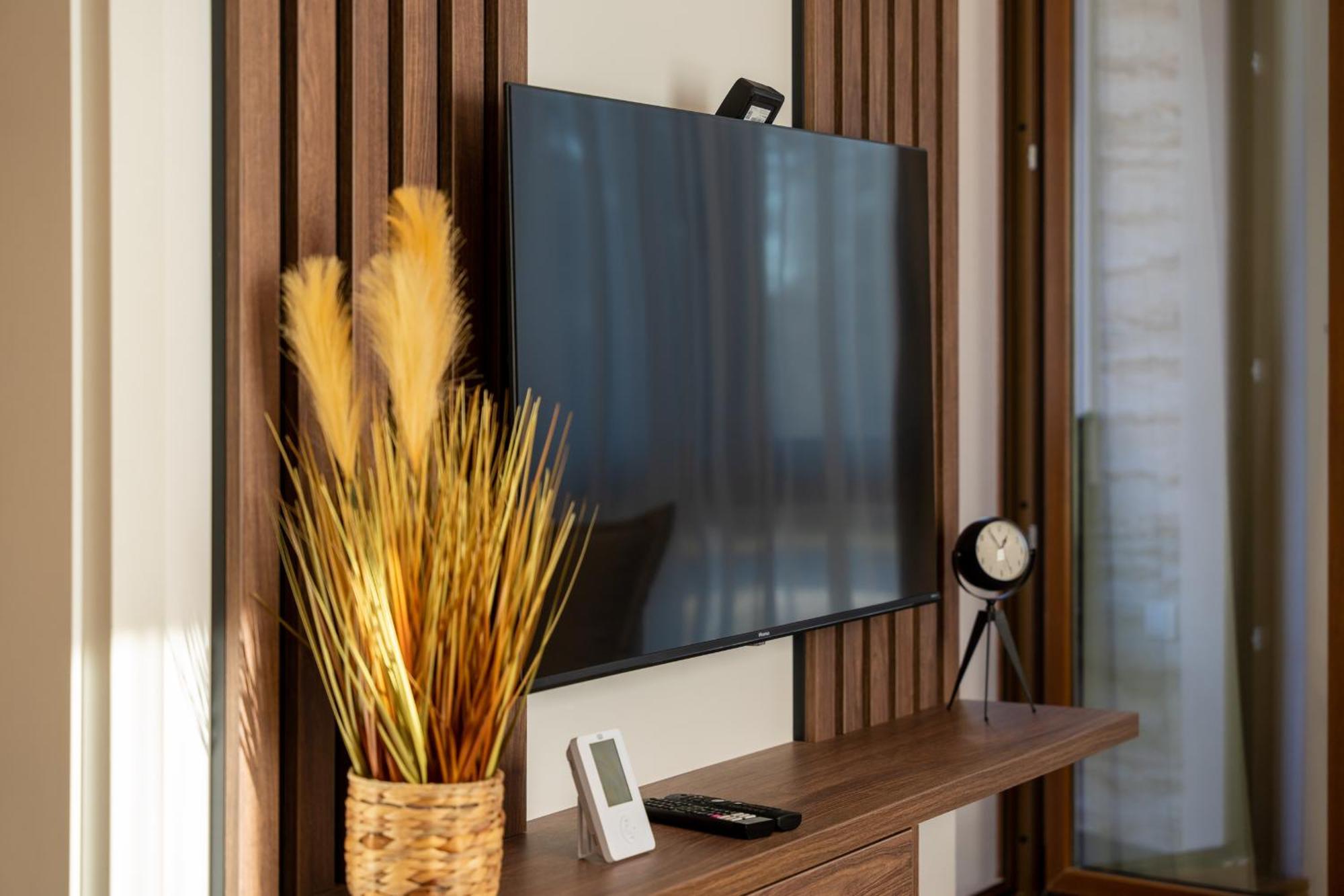 Velika Recepcija Cc Magnet Aparthotel ซลาตีบอร์ ภายนอก รูปภาพ