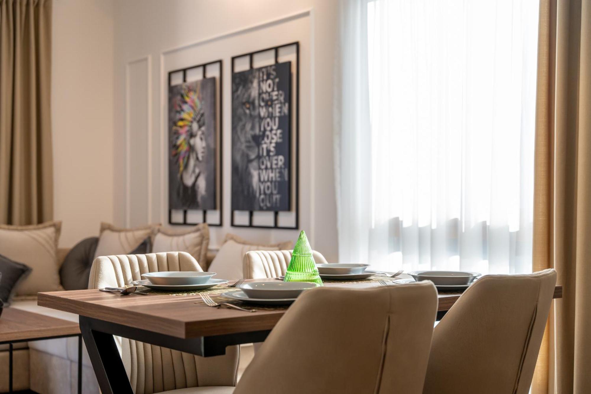 Velika Recepcija Cc Magnet Aparthotel ซลาตีบอร์ ภายนอก รูปภาพ
