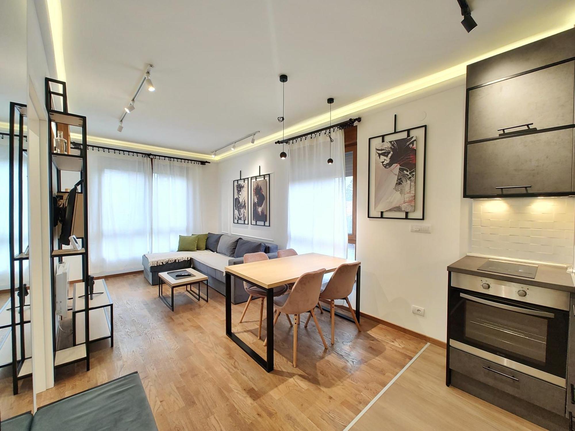 Velika Recepcija Cc Magnet Aparthotel ซลาตีบอร์ ภายนอก รูปภาพ