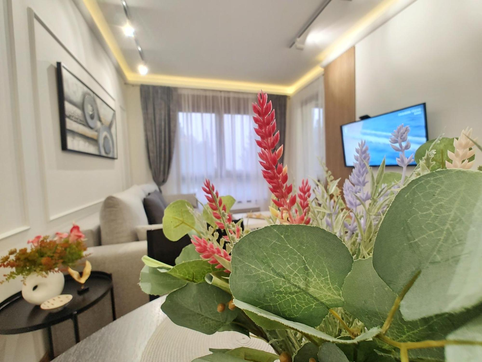 Velika Recepcija Cc Magnet Aparthotel ซลาตีบอร์ ภายนอก รูปภาพ