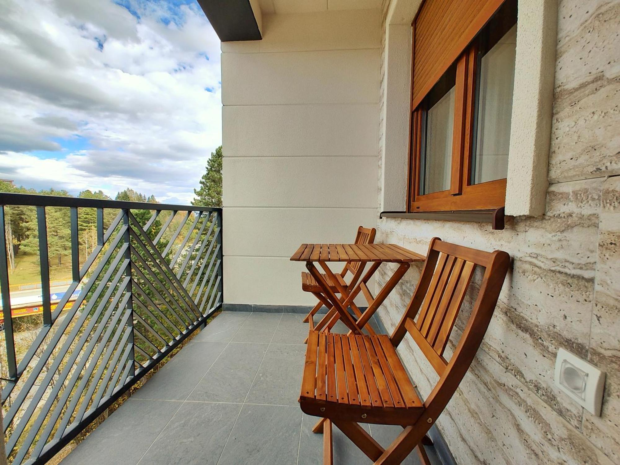Velika Recepcija Cc Magnet Aparthotel ซลาตีบอร์ ภายนอก รูปภาพ